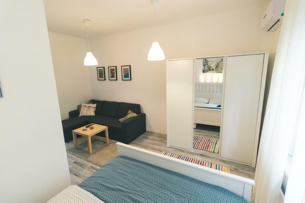 Newly Adapted Studio 88 With Free Parking Zágráb Kültér fotó